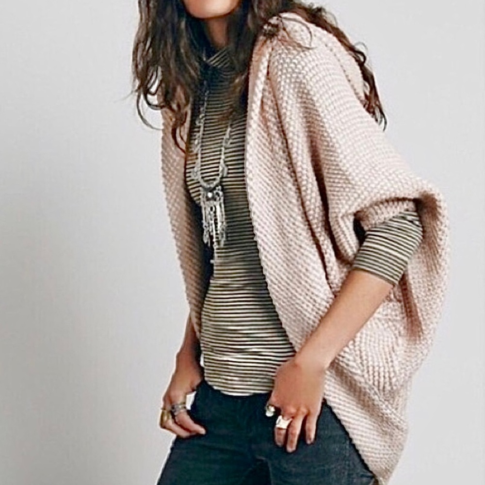 EXC • Free People Coco Cocoon Cardigan in Pink Combo •